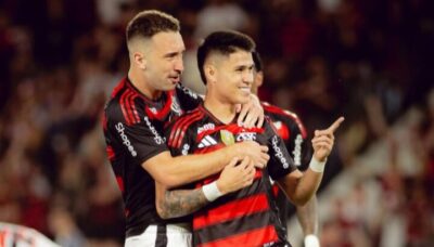 Flamengo derrota São Paulo e mantém-se líder da Série A do Brasileirão