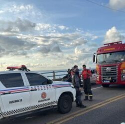 Policia Militar evita suicídio na Ponte do São Francisco em São Luís