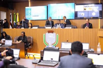 Câmara de São Luís aprova projeto que proíbe mulheres trans em banheiros femininos