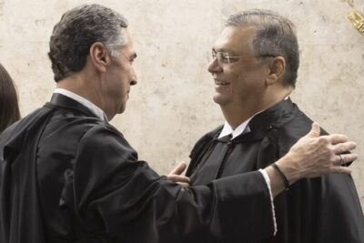 Em casamento, Barroso faz deferência a Flávio Dino: “Mãos limpas”