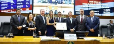 Assembleia concede título de ‘Cidadã Maranhense’ à juíza Tereza Cristina Nina