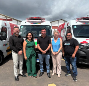 Prefeito Viriato Cardoso recebe nova ambulância para reforçar atendimento de urgência em Tutóia