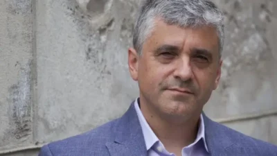 Ao votar em Trump eleitores decidiram que o preço dos ovos importa mais que a invasão do Capitólio, diz autor de ‘Como as democracias morrem’