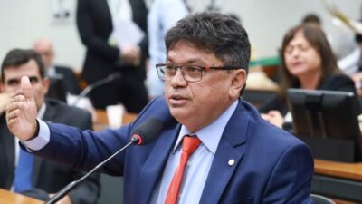 “Taxa de Trump é agressão à soberania nacional”, diz vice-líder do Governo na Câmara