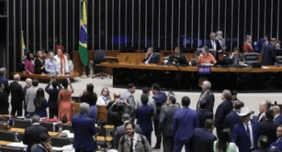 PGR denuncia ao STF 3 deputados bolsonaristas por venda de emendas parlamentares