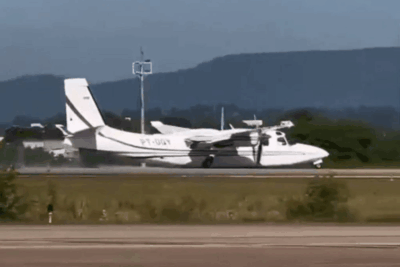 VÍDEO – Avião danificado faz pouso forçado de “barriga” em SP – Raimundo Borges | Jornalismo