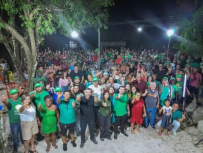 Multidão recepciona pré-candidato à prefeito de Peri Mirim Quinzinho no povoado Torna