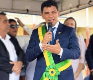 Prefeito Jadeco contrata mais de 1,3 milhão em reformas na cidade de Apicum