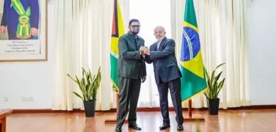 Suriname e Guiana anunciam planos para distribuir bilhões dos royalties do petróleo da Margem Equatorial às suas populações