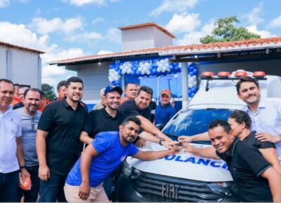 Fernando Pessoa inaugura novas obras e entrega ambulâncias