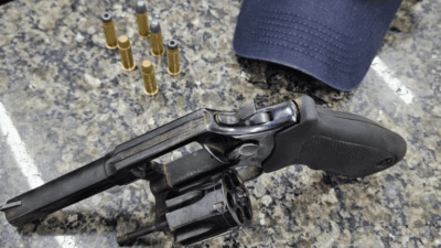 Arma de fogo é apreendida pela PRF durante vaquejada em Timon