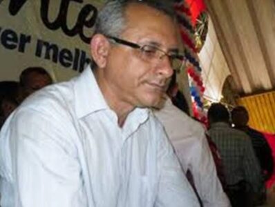 Zé Arlindo vai ser o pior Secretário de Educação da história de Pinheiro?