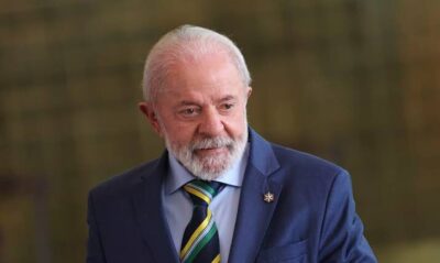 Lula se reúne com ministros antes de reagir a tarifas dos EUA