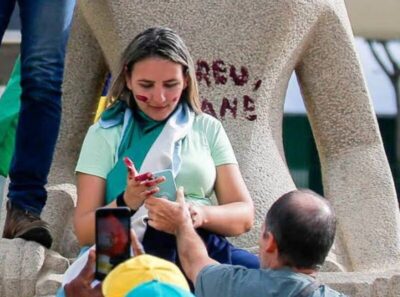 8 de janeiro: PGR defende que mulher que pichou estátua no STF vá para prisão domiciliar