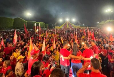 Convenção que homologou o nome do Dr Elton candidato a prefeito reúne multidão em Presidente Sarney