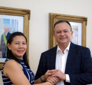 Prefeita Letícia de Sibá se reúne com governador Carlos Brandão e garante importantes conquistas para Bacurituba