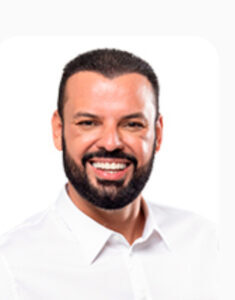 Justiça proíbe autopromoção do prefeito e vice nas redes sociais da prefeitura de Penalva