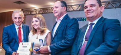 Iracema Vale recebe mais alta honraria da Polícia Civil do Maranhão