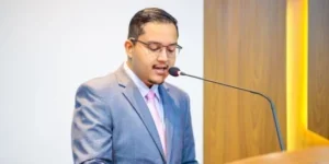 Vereador Cleber Filho propõe fim da cobrança por embalagens de alimentos em São Luís.