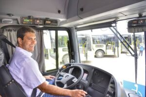 Sem nova licitação, gestão Braide confirma repasse de R$ 98 milhões a empresários de ônibus em São Luís.