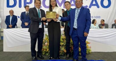 Considerada a a melhor prefeita do Brasil, Fernanda Gonçalo recebe homenagem pra brilhosa atuação em Bacabeira