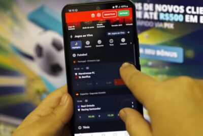 Apostas esportivas crescem mais de 1.200% no Brasil após o expediente, com pico às 18h