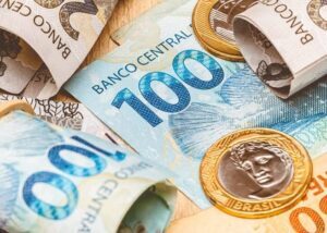 Governo Lula gasta seis vezes mais com servidores do que com investimentos e abandona o futuro do Brasil.
