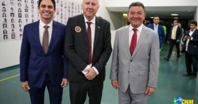 MARANHENSE IVO RESENDE FOI REELEITO POR UNANIMIDADE VICE-PRESIDENTE DA CNM