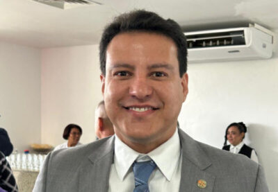 Felipe Camarão diz que não está na política para fazer negociata