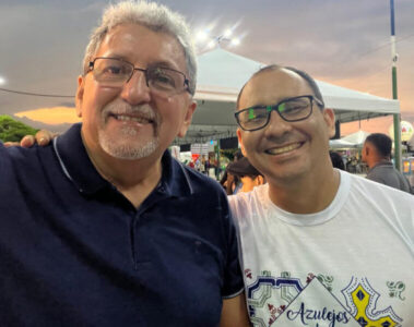 Professor Joaquim Gomes assume a presidência da Academia Vianense de Letras
