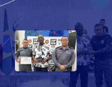 Prefeito Zé Martinho recebe comenda da PM e soldado Valdicke é certificado em curso de motopatrulhamento