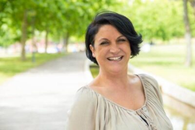 Especialista indica quatro hábitos saudáveis para atravessar menopausa