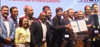 Prefeito de Alcântara participa do Encontro de Prefeitos e Prefeitas no Maranhão