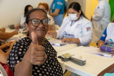 Mais de 700 óculos gratuitos são entregues a moradores de São José de Ribamar