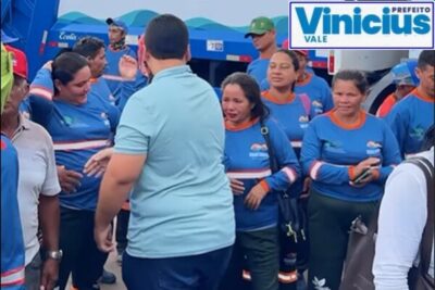 Prefeito Vinicius Vale, realiza a entrega de novo fardamento aos Garis de Barreirinhas