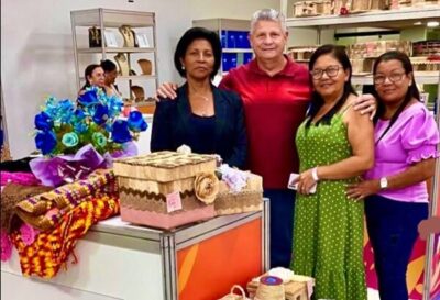 Prefeito Walace Azevedo, visita as empreendedoras no“Encontro Estadual SEBRAE Delas”, em São Luís!