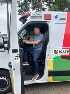 Prefeito Walace azevedo, recebe ambulância do governo do estado para reforçar atendimento na saúde de Icatu