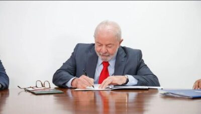 Lula exonera Juscelino, Fufuca e mais oito ministros para garantir votos no Congresso