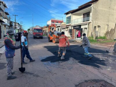Prefeitura de Pinheiro intensifica operação Tapa-Buracos
