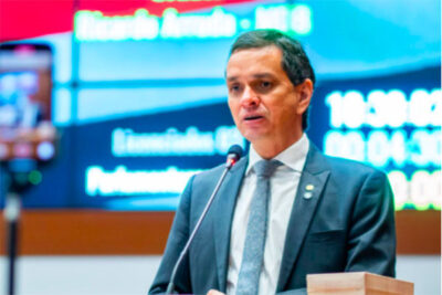Ricardo Arruda aponta avanços no atendimento da hemodiálise no MA