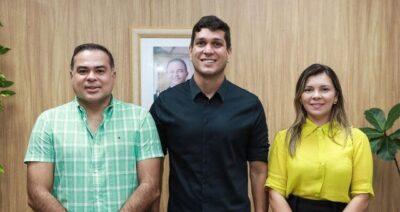 Prefeito Joãozinho Pavão e Tiago Fernandes discutem avanços na saúde de Santa Helena