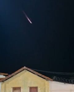 Bola de fogo cruza o céu e é vista em várias partes do Maranhão; especialista aponta lixo espacial