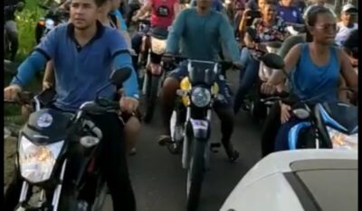 EM PRESIDENTE MÉDICI Mobilização de campanha de Hemeterio Weba atraiu uma multidão