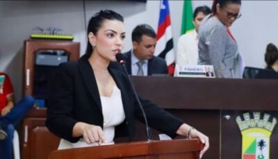 Layanna debate na Câmara a verdade sobre a rede de educação de Pinheiro; politicagem!