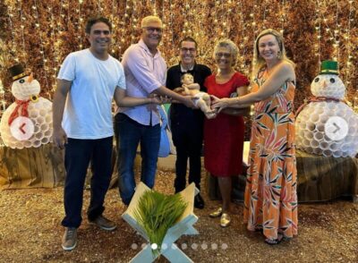 Prefeito Zé Martins e primeira dama Vania Ribeiro apadrinham a tradicional Queima de Palhinhas em Bequimão