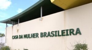 Senado aprova uso de tornozeleira eletrônica para monitorar agressores de mulheres