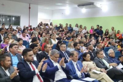 Vereadores eleitos são diplomados pela Justiça Eleitoral em Santa Helena