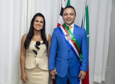 ‘Estamos prontos para conquistar mais benefícios para nossa cidade’, diz Adriano ao ser empossado pela segunda vez em São Vicente Ferrer