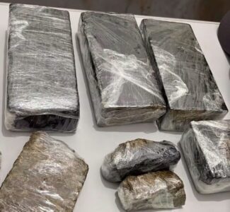 Polícia Militar apreende drogas e prende homem no Parque Araçagy
