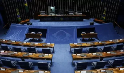 SACANAGEM: Senadores só trabalharam 1 dia, mas já foram ressarcidos em ‘despesas’ de R$2,7 milhões